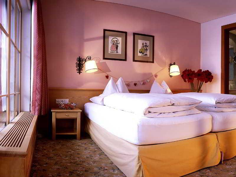 & Residenz Chesa Rosa Lech am Arlberg