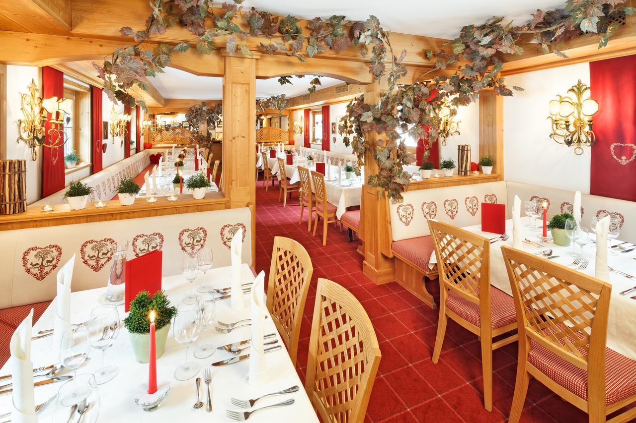 Hotel & Residenz Chesa Rosa