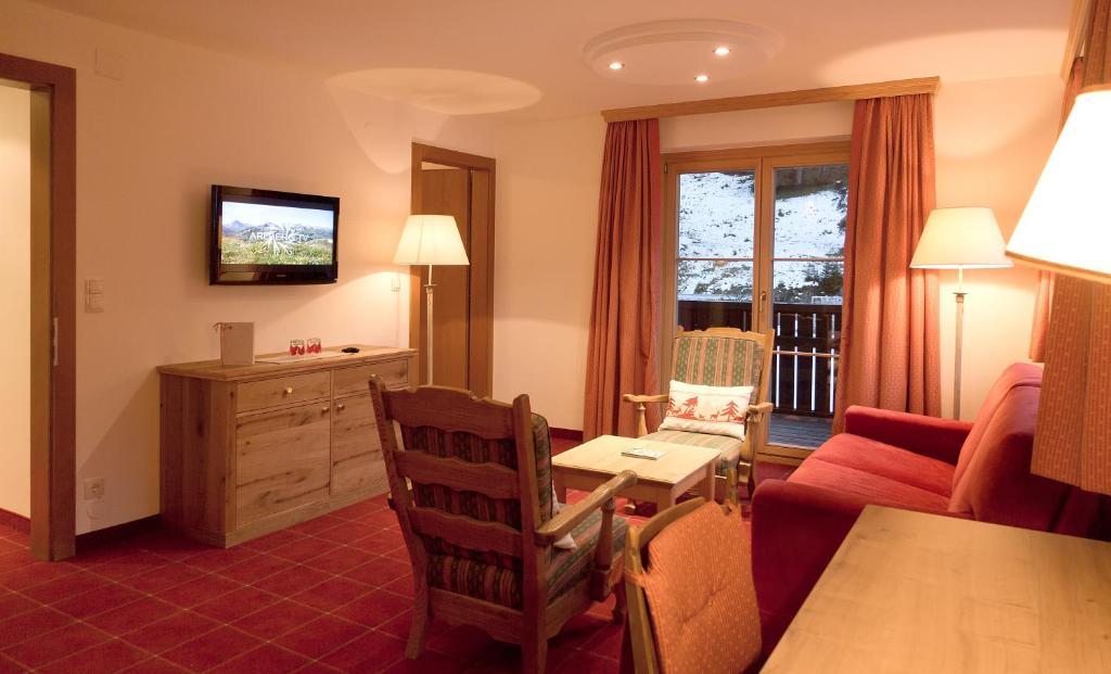 & Residenz Chesa Rosa Lech am Arlberg