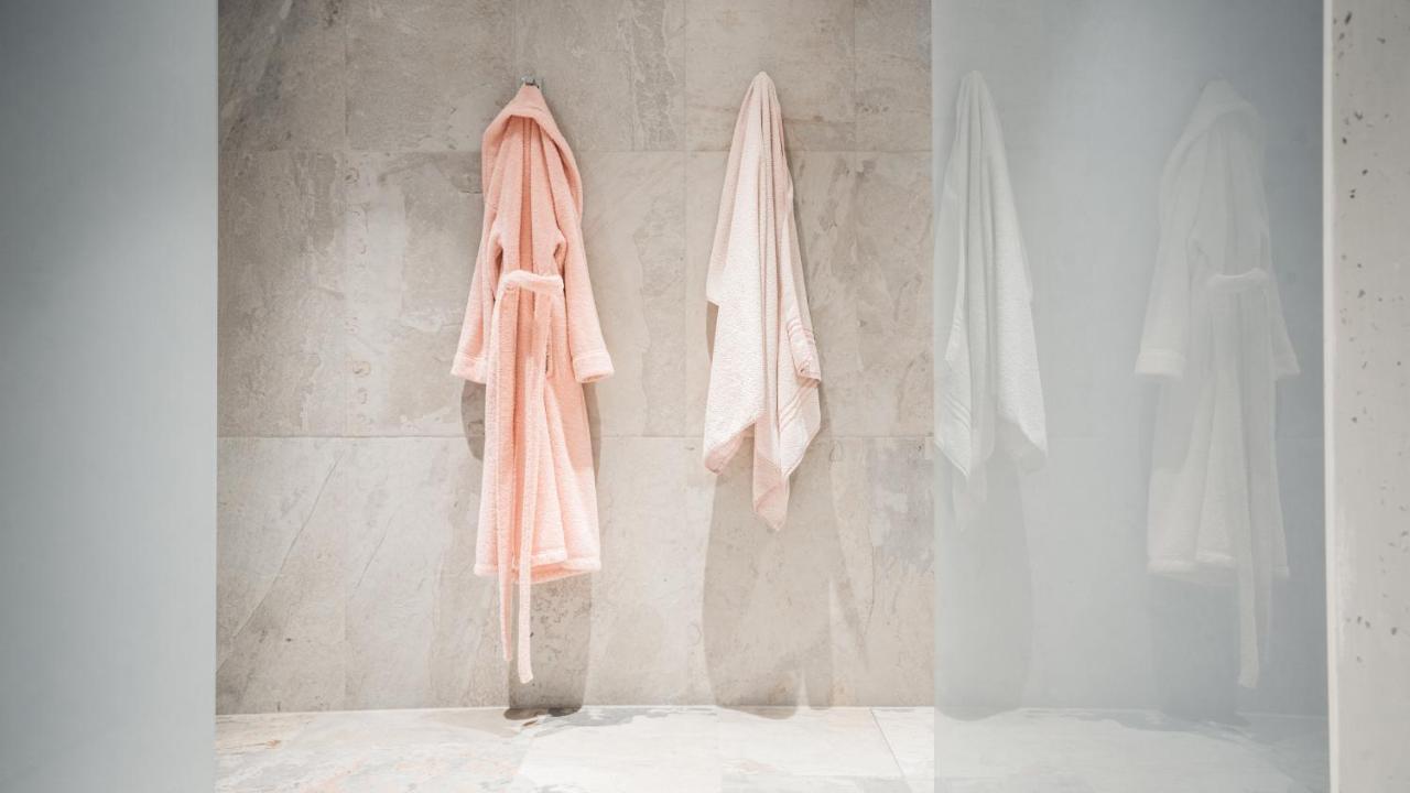 Hotel & Residenz Chesa Rosa 3*